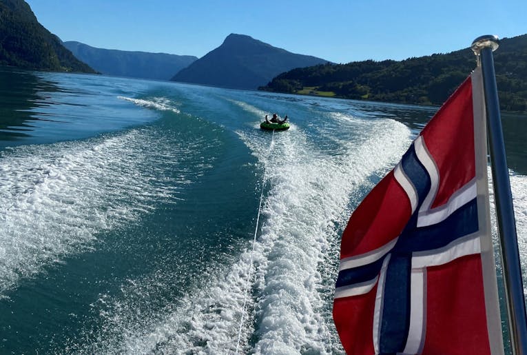 Lustrafjorden, fotograf Lene